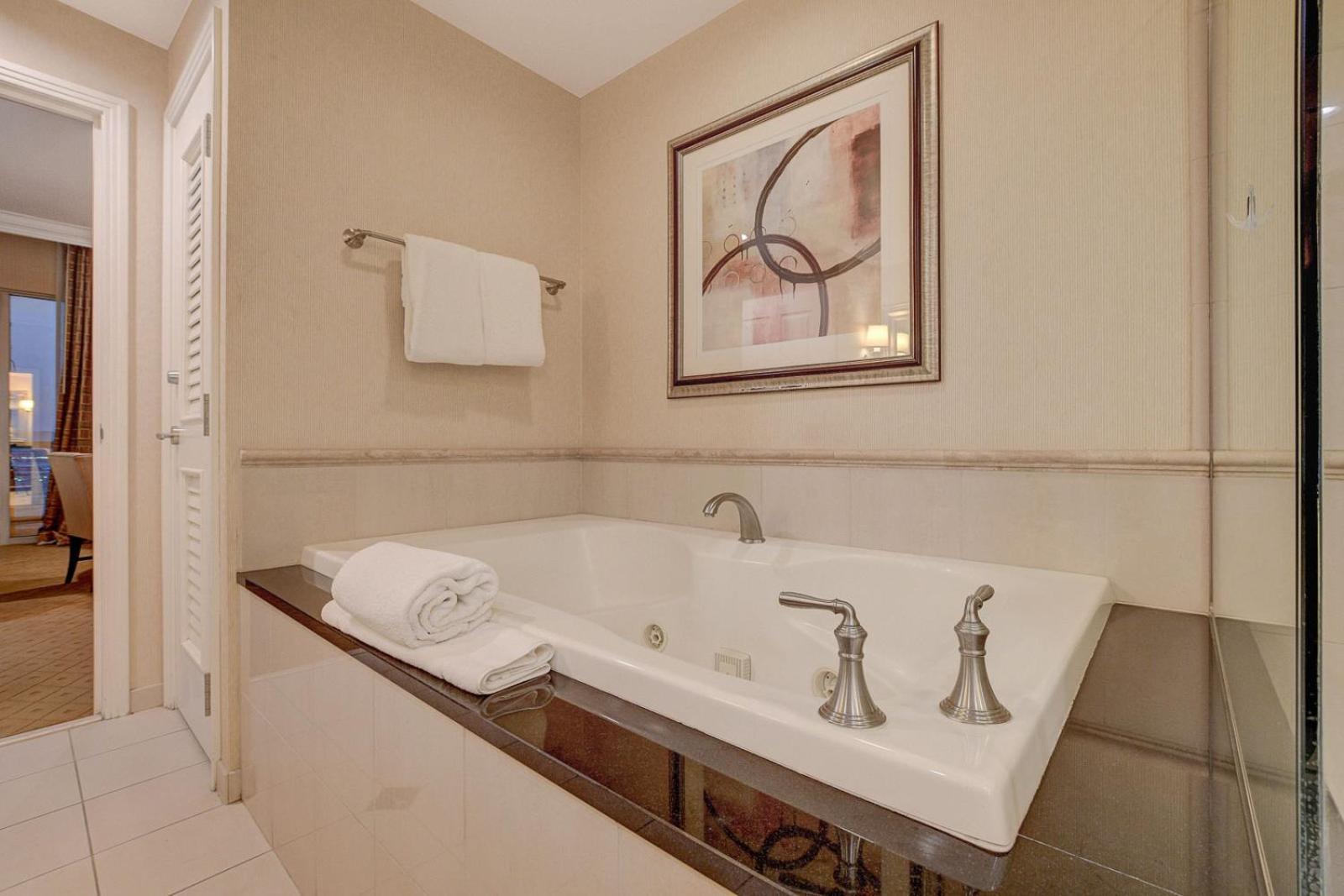 Incredible 1Bd 2Bth Suite Mgm Signature*Balcony View ลาสเวกัส ภายนอก รูปภาพ