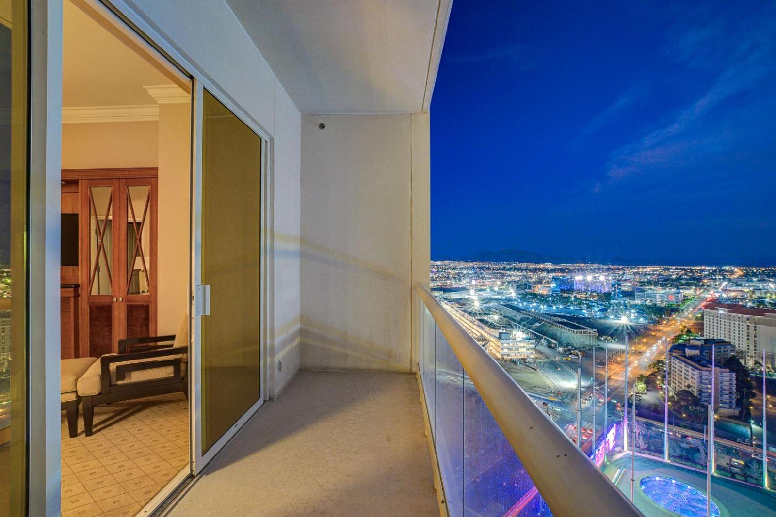 Incredible 1Bd 2Bth Suite Mgm Signature*Balcony View ลาสเวกัส ภายนอก รูปภาพ